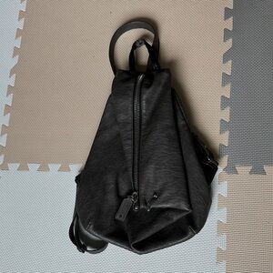 Sleek gray Women's Backpack